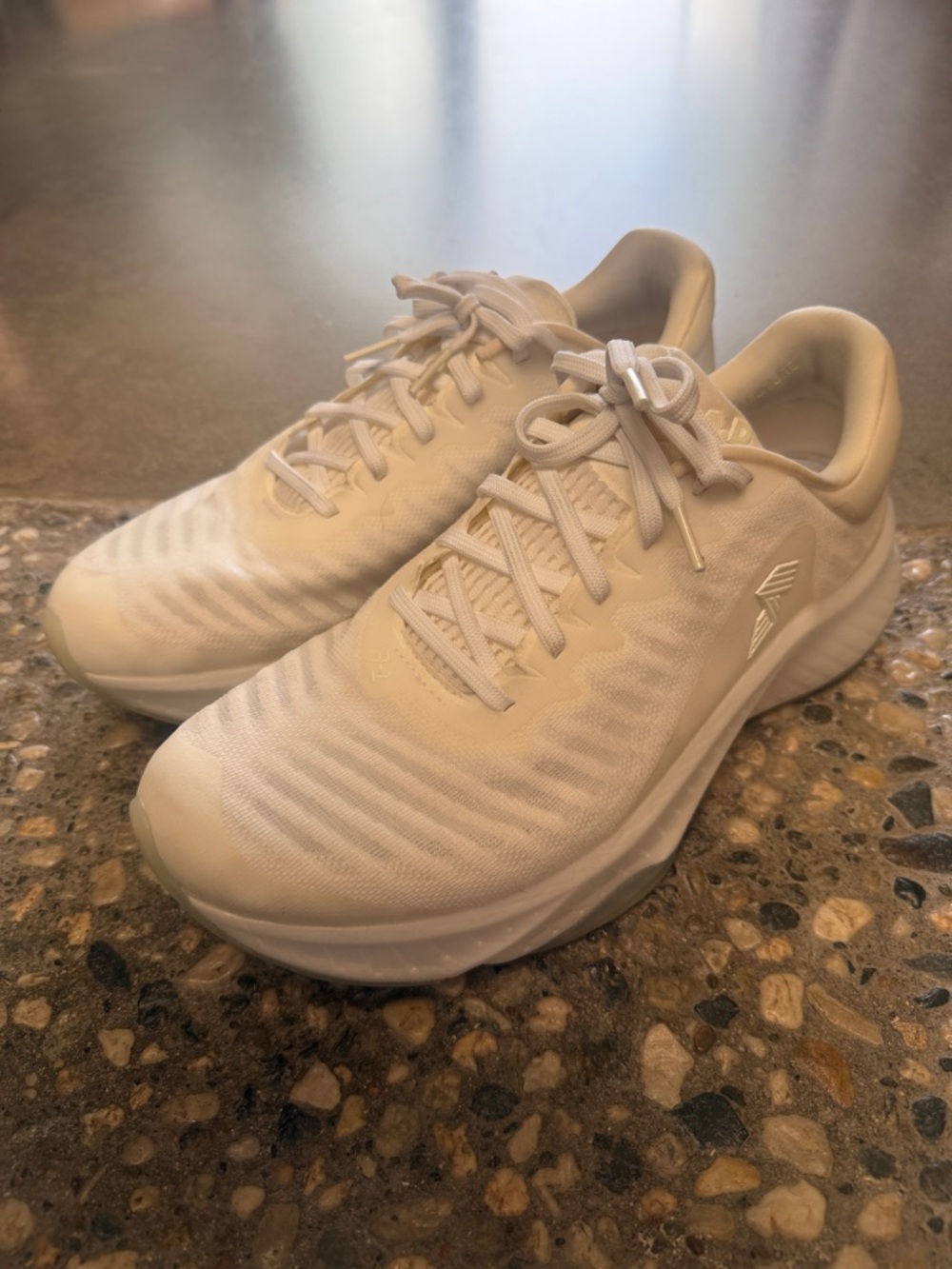 Men's Athletic Running Shoes - Off-White